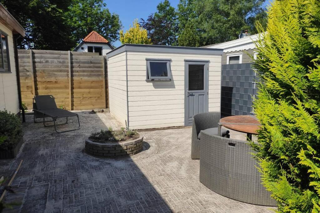 Villa Een Gezellige Chalet Met Zonnige Buitenruimte Op De Veluwe! Putten Exterior foto